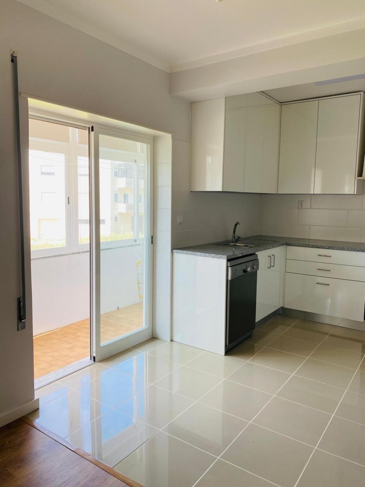 Saudades Apartment Пениш Екстериор снимка