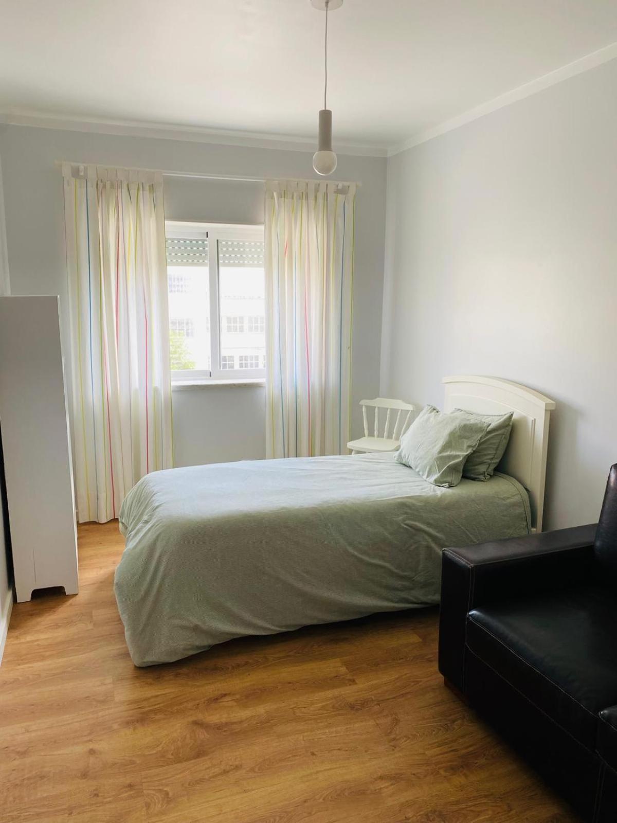 Saudades Apartment Пениш Екстериор снимка